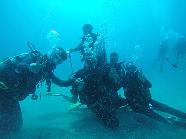 逃出海洋城堡
