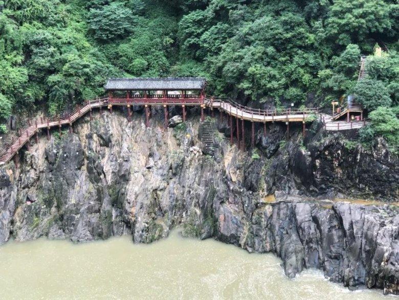神奇三国